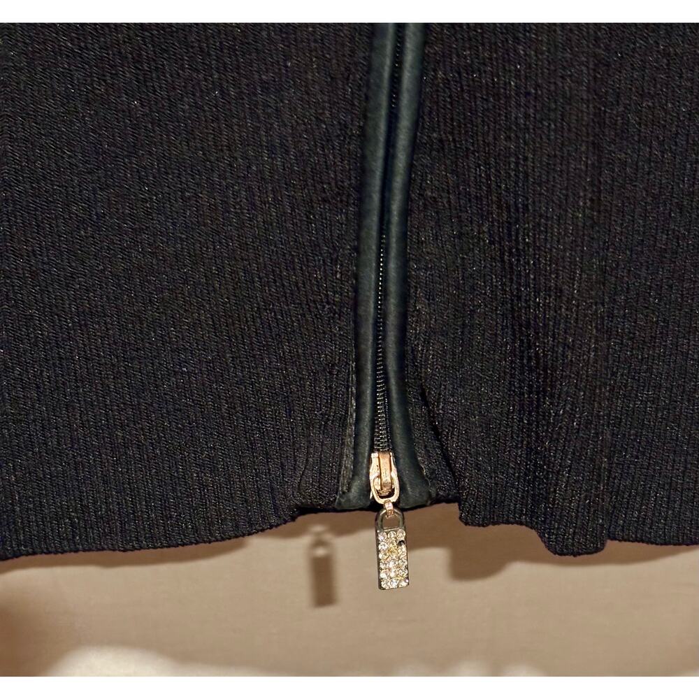 Cache Black 2 WAY Diagonal Rhinestone ZIPPER Rib Knit Top Wayne Rogers - Picture 9 of 14
